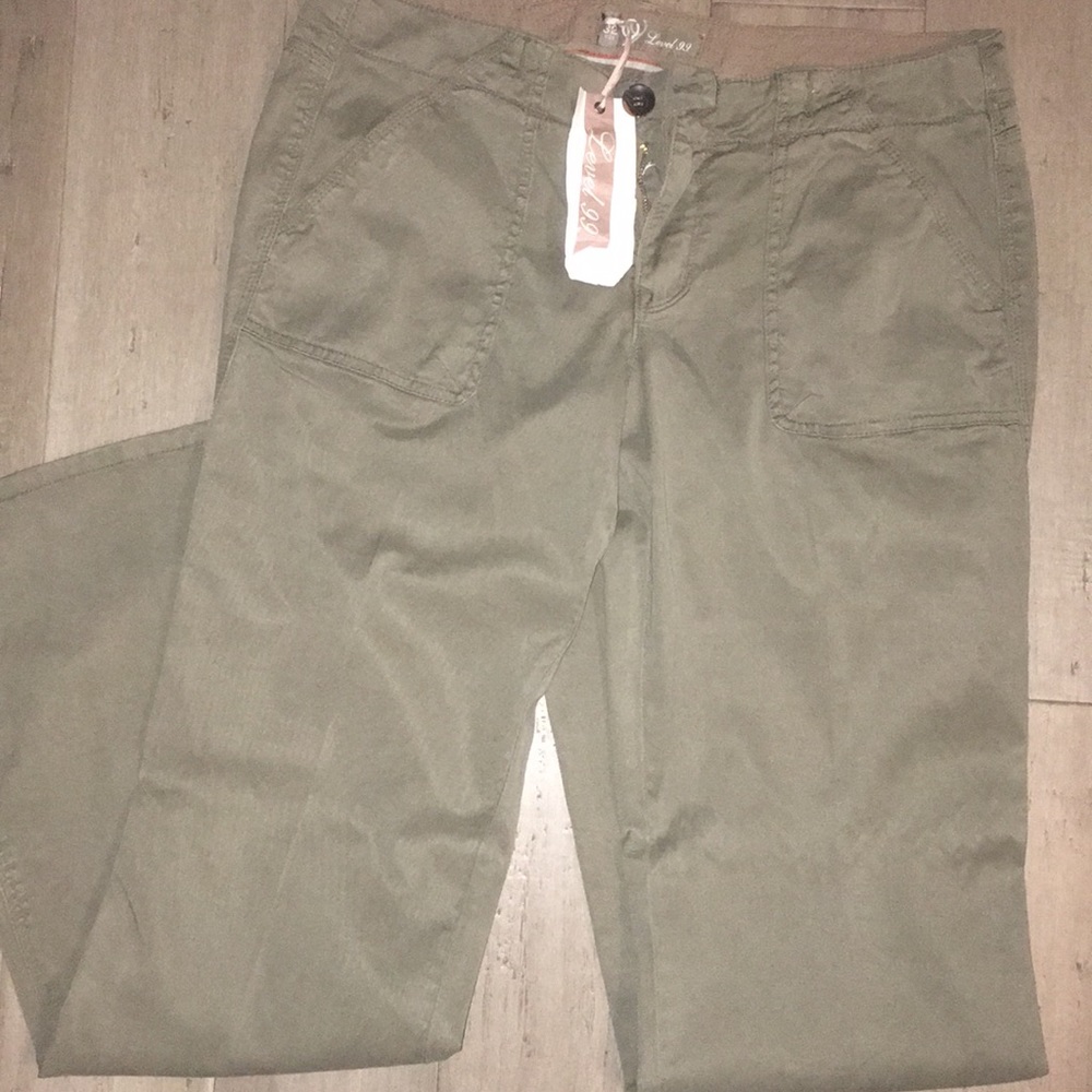 Level 99 nwt pants size 32